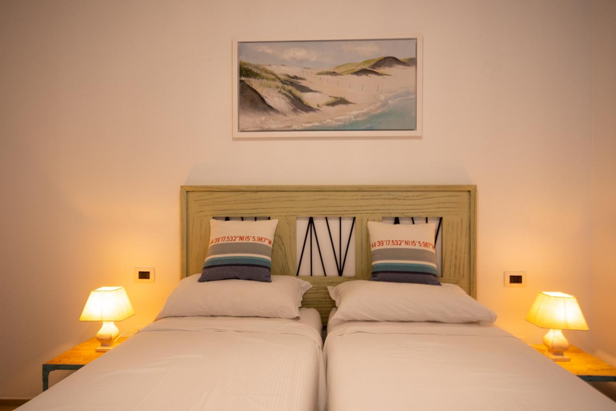 Aparthotel Enaja - Luxury Retreat Budoni Habitación foto
